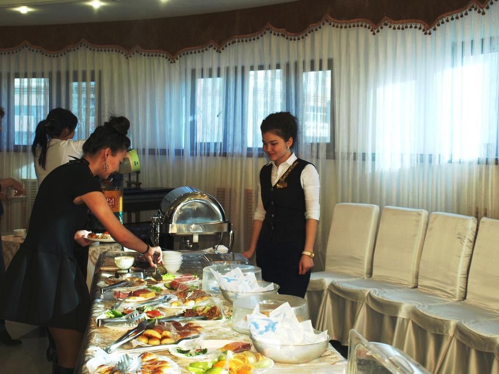 Kazakhstan Hotel Atyrau Ngoại thất bức ảnh