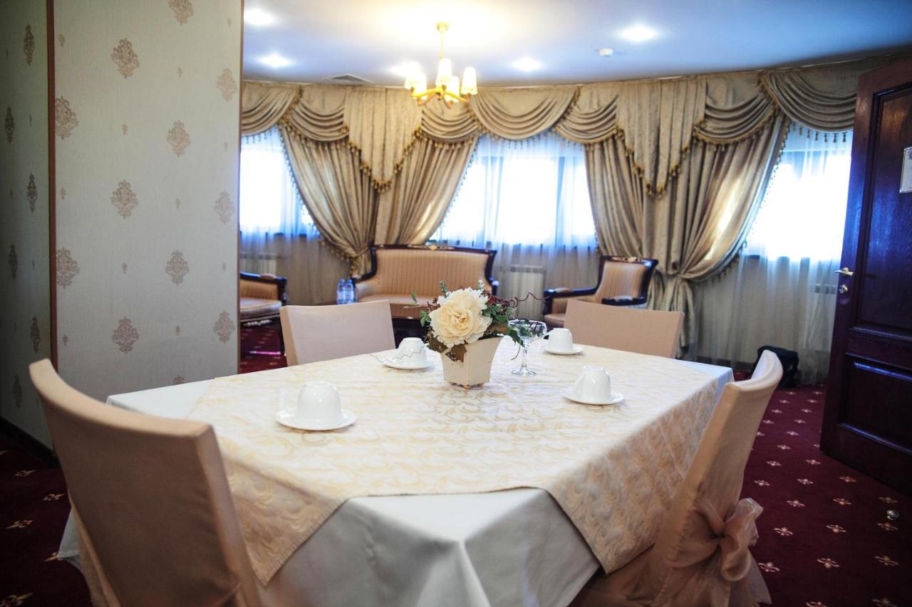 Kazakhstan Hotel Atyrau Ngoại thất bức ảnh