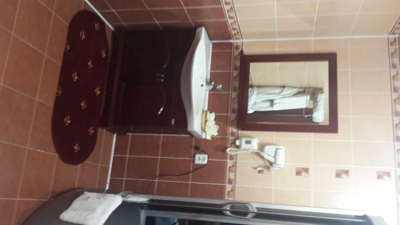 Kazakhstan Hotel Atyrau Ngoại thất bức ảnh